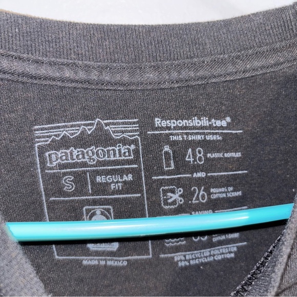 Patagonia Men's Black Long Sleeve Logo Tee - Picture 3 of 4